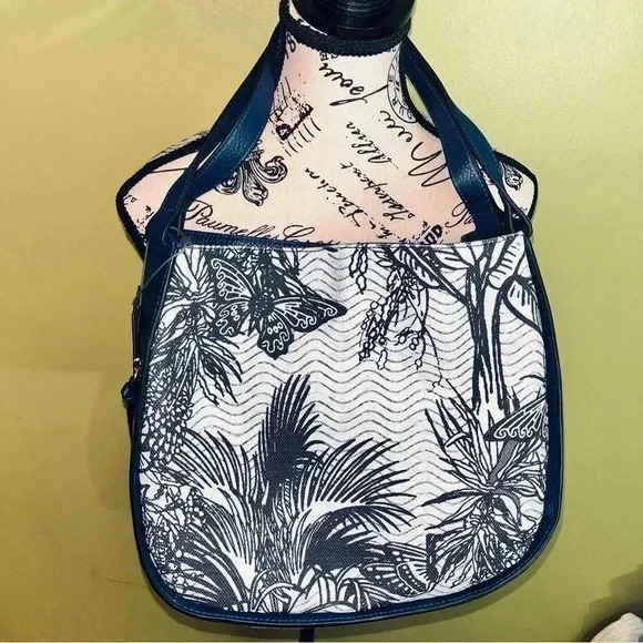 🆕 Vince Camuto Navy Blue Hayes Hobo Bag - Picture 6 of 10